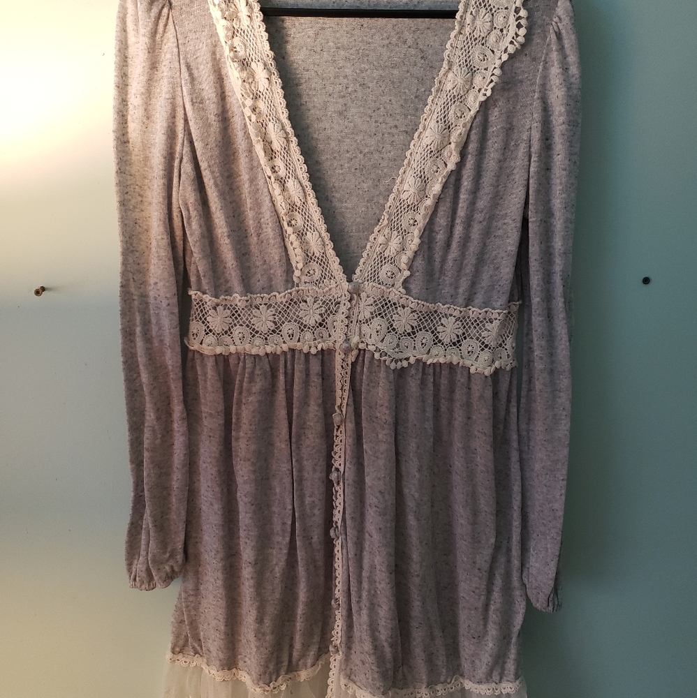 Long sleeve cardigan duster w/ lace trim